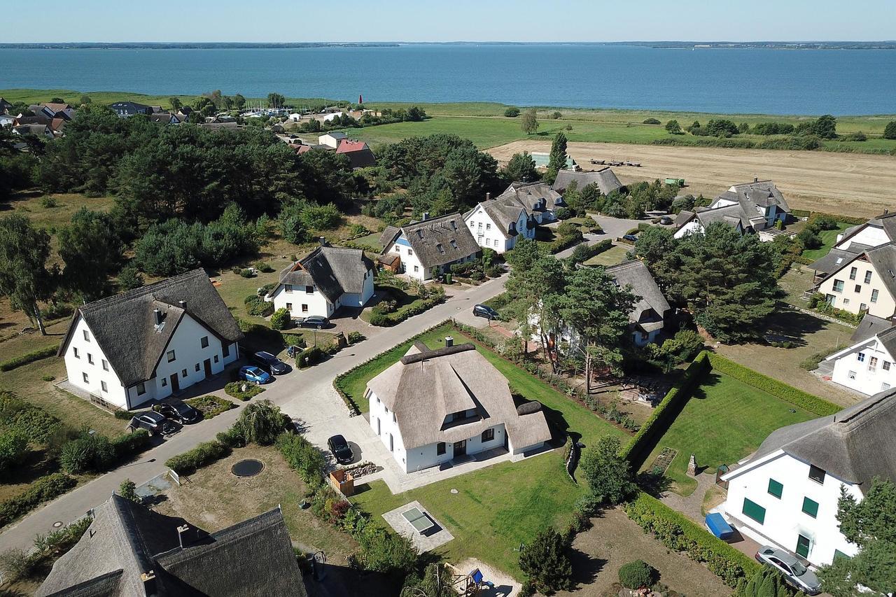 Ferienhaus Vineta Schneckenhus Loddin Exterior photo
